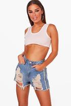 Boohoo Petite Kate High Rise Fray Denim Mom Short