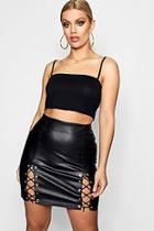 Boohoo Plus Nina Contrast Strap Crop Top