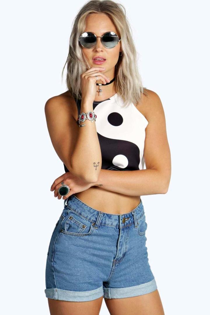 Boohoo Hetty Roll Up Hem Vintage Mom Shorts Indigo