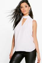 Boohoo Eva Cut Out Pleat Front Woven Swing Top Nude