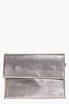 Boohoo Jess Oversized Metallic Clutch Bag