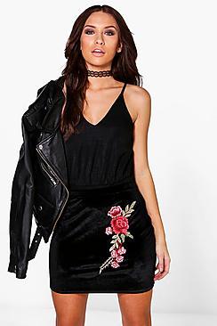 Boohoo Saffron Rose Applique Velvet Mini Skirt