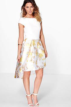 Boohoo Boutique Dory Floral Sateen Dip Hem Skater Dress