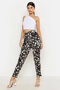 Boohoo Luxe Camo Cargo Joggers