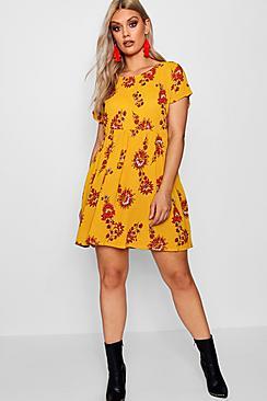 Boohoo Plus Daisy Printed Smock Dress