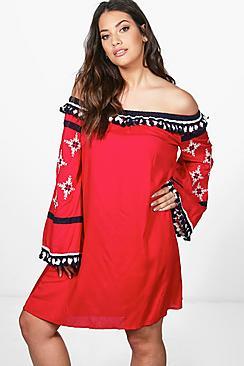 Boohoo Plus Tia Boutique Off Shoulder Tassle Shift Dress