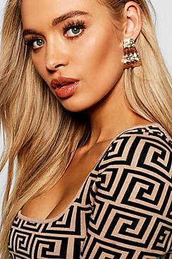 Boohoo Hammered Wave Metal Earrings