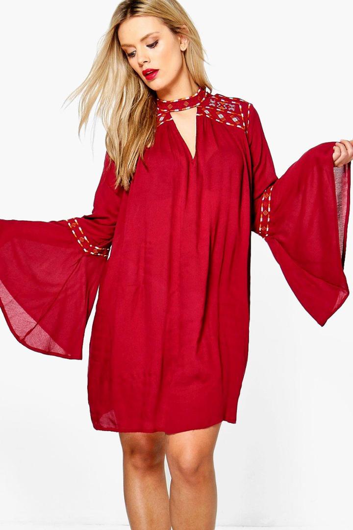 Boohoo Plus Danni Embroidered Swing Dress Wine