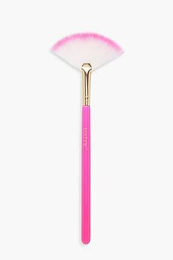 Boohoo Pro Fan Brush