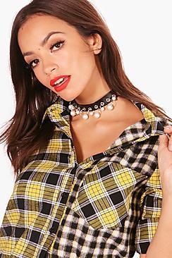 Boohoo Tasha Pierced Hoop And Pearl Detail Choker