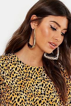 Boohoo Etched Boho Rectangle Hoops