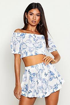 Boohoo Woven Crepe Floral Bardot Gypsy Top