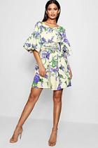 Boohoo Audry Lace Up Front Volume Sleeve Skater Dress