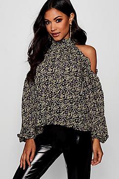 Boohoo Eva Ditsy Floral Ruffle Cold Shoulder Top