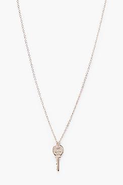 Boohoo Key Pendant Chain