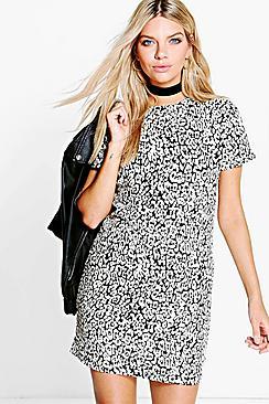 Boohoo Faye Printed Shift Dress