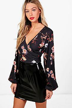 Boohoo Floral Cross Over Slouchy Crop