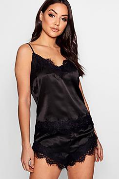 Boohoo Lucy Eyelash Lace Trim Cami & Short Set