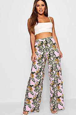 Boohoo Petite Emma Palm Print Wide Leg Trouser