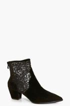 Boohoo Lucy Lace Insert Pointed Boot Black