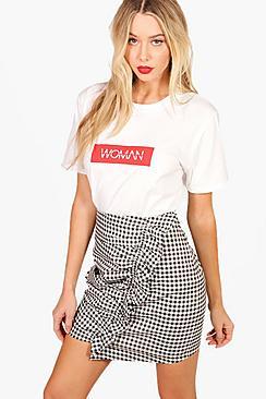 Boohoo Olivia Woman Box Slogan T-shirt
