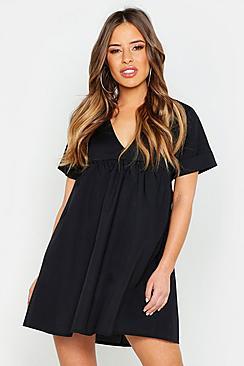Boohoo Petite V-neck Short Sleeved Smock Dress