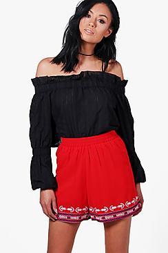 Boohoo Lois Embroidered Shorts
