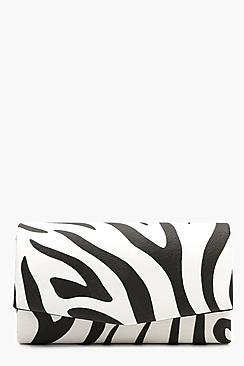 Boohoo Structured Zebra Clutch With Chain