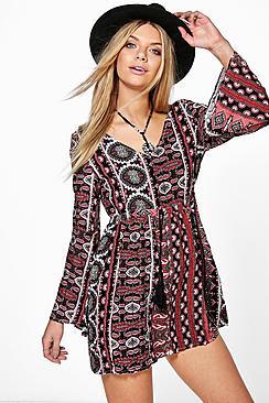 Boohoo Lisa Open Back Tassle Print Smock Dress