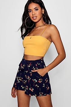 Boohoo Jaya Floral Tie Waist Shorts