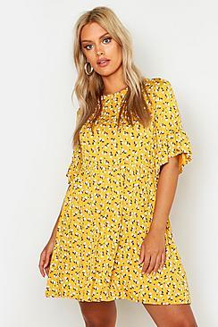 Boohoo Plus Ditsy Floral Smock Dress