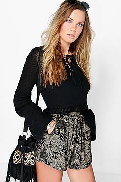 Boohoo Fiona Floral Print Ruffle Hem Shorts