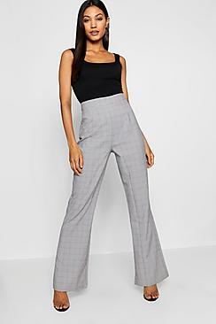 Boohoo Relaxed Fit Woven Check Flared Trousers