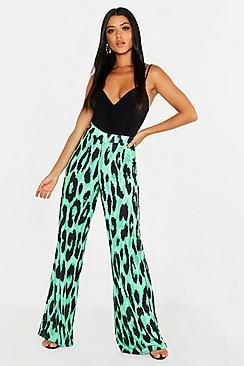 Boohoo Leopard Print Wide Leg Trouser