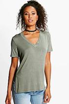 Boohoo Alice Extreme V Neck Front Side Split Tee