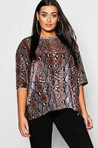 Boohoo Plus Velvet Snake T Shirt