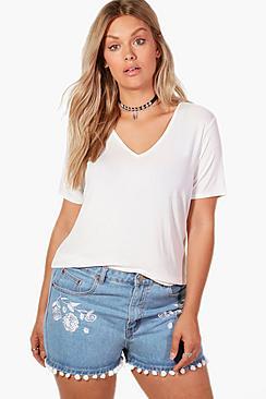 Boohoo Plus Hannah V Neck Oversize Tee