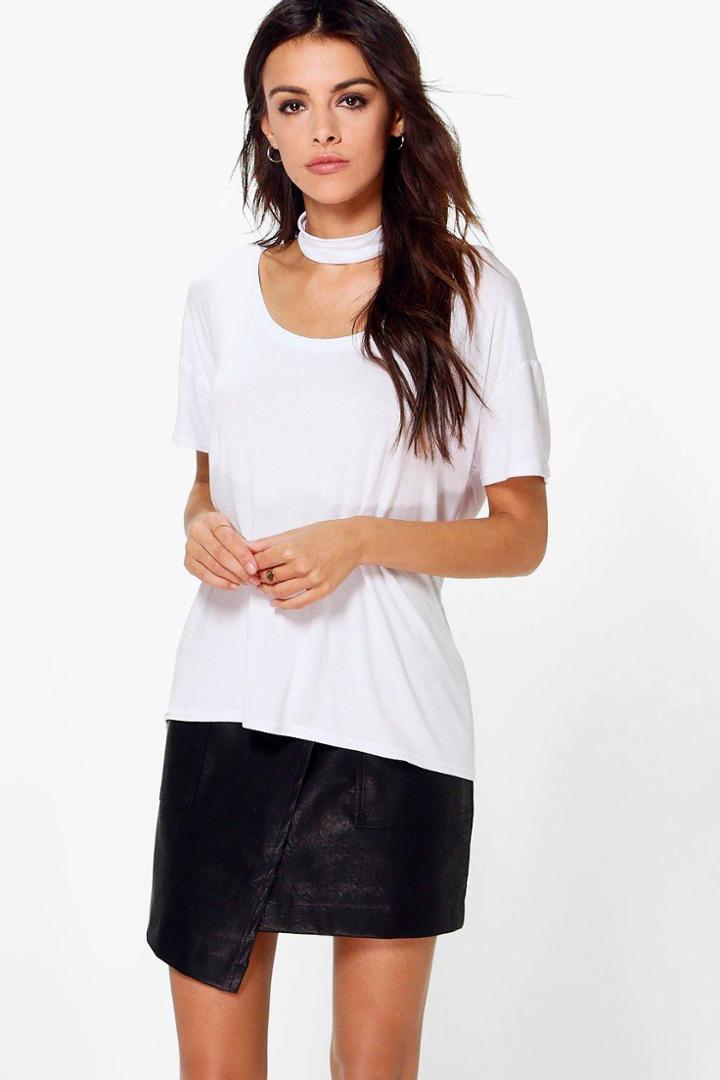 Boohoo Ellie Low Scoop Neck Chocker T-shirt White
