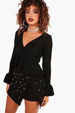 Boohoo Riley Tie Front Ruffle Hem Long Sleeve Top