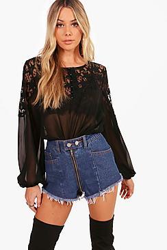 Boohoo Emma Star Lace Panel Crop Blouse