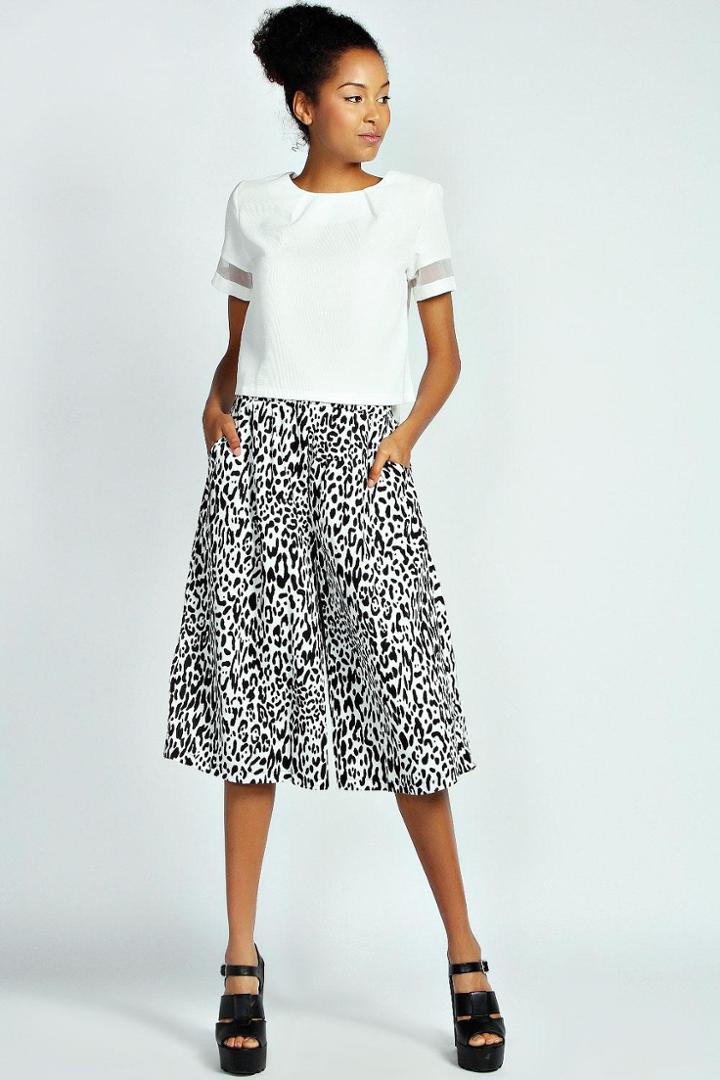 Boohoo Mae Monochrome Leopard Print Wide Leg Culottes - Multi