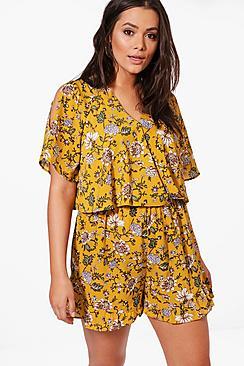 Boohoo Plus Cassie Flippy Floral Print Playsuit