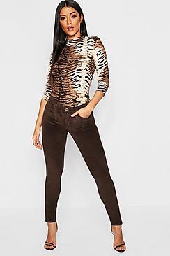 Boohoo Double Button Straight Leg Jeans