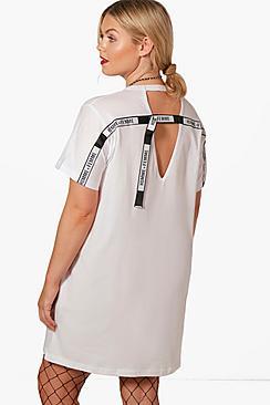 Boohoo Plus Elsa Slogan Tape Trim T-shirt Dress