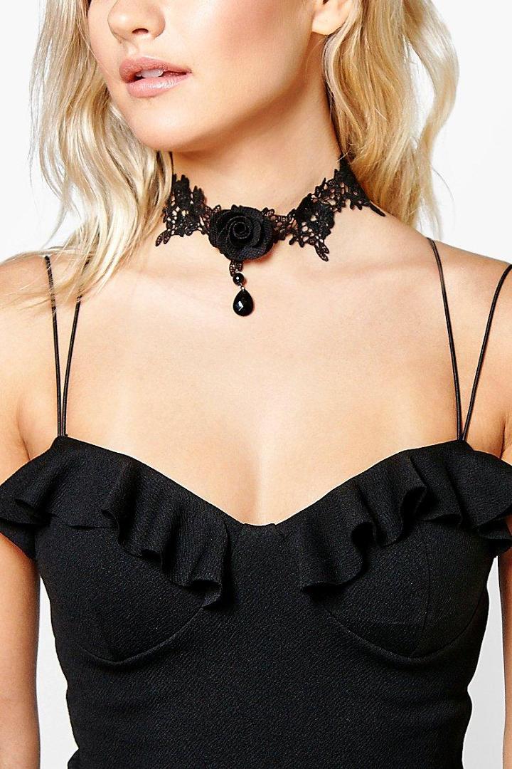 Boohoo Emma Rose Embellished Lace Choker Black