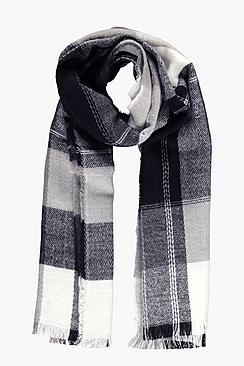 Boohoo Georgina Oversize Check Supersoft Scarf