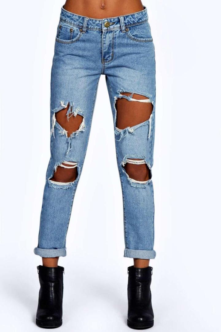 Boohoo Izzy Cloudy Wash Ripped Boyfriend Jeans Blue