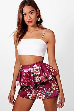 Boohoo Gillian Peplum Waist Shorts