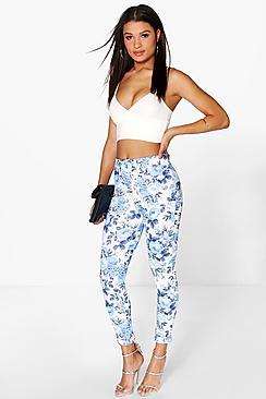 Boohoo Bea Crepe Turn Up Floral Skinny Trousers