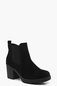 Boohoo Chunky Heel Chelsea Boots